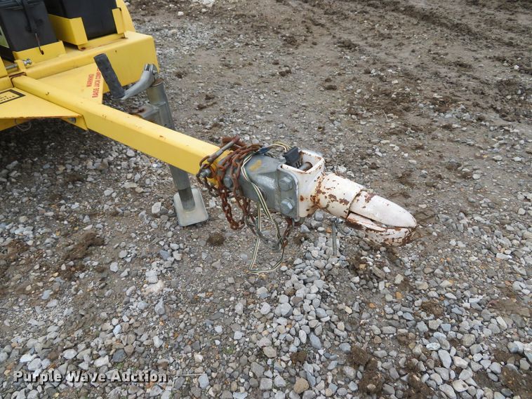 image for item DI2085 2012 Powertek 731 wood chipper