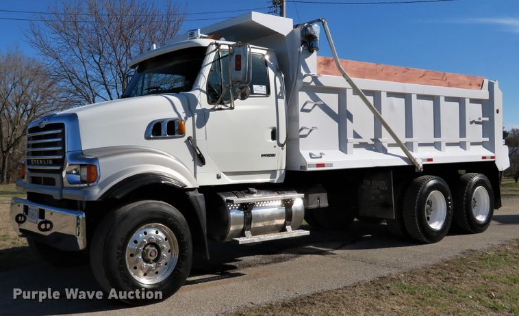 image for item DI2088 2009 Sterling L-Line dump truck