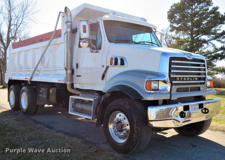 image for item DI2088 2009 Sterling L-Line dump truck