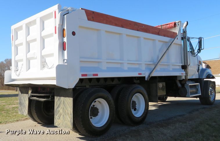 image for item DI2088 2009 Sterling L-Line dump truck