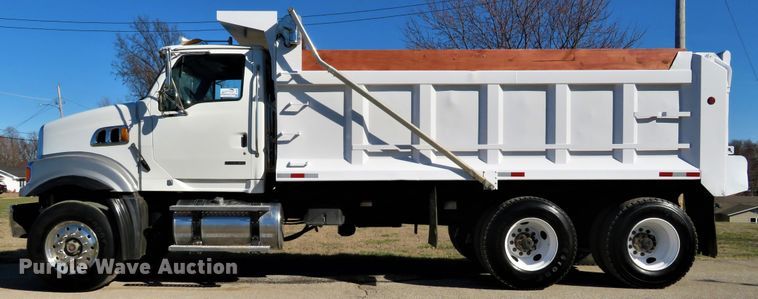 image for item DI2088 2009 Sterling L-Line dump truck