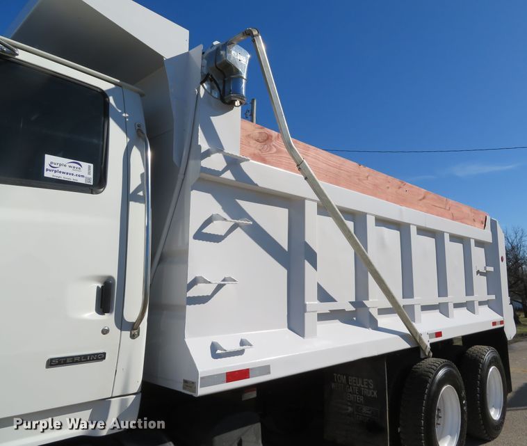 image for item DI2088 2009 Sterling L-Line dump truck