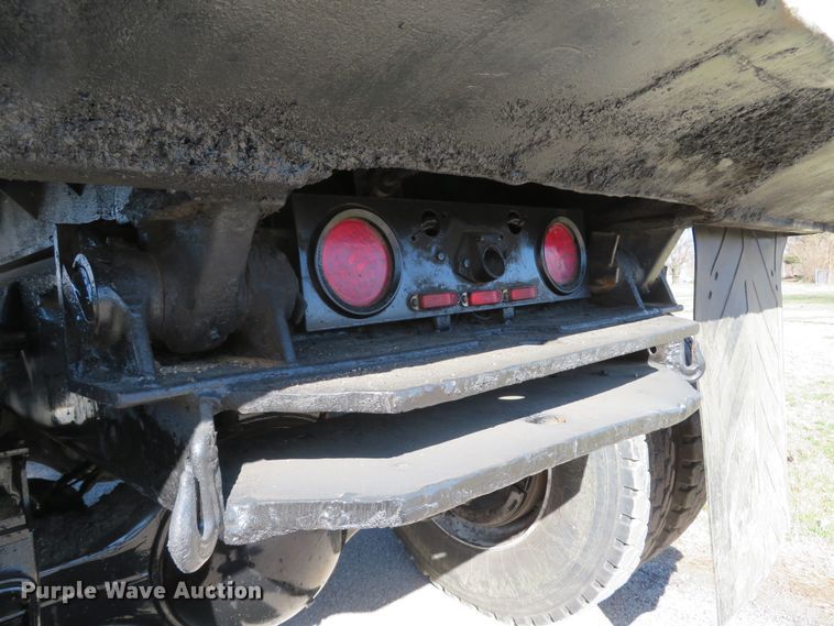 image for item DI2088 2009 Sterling L-Line dump truck