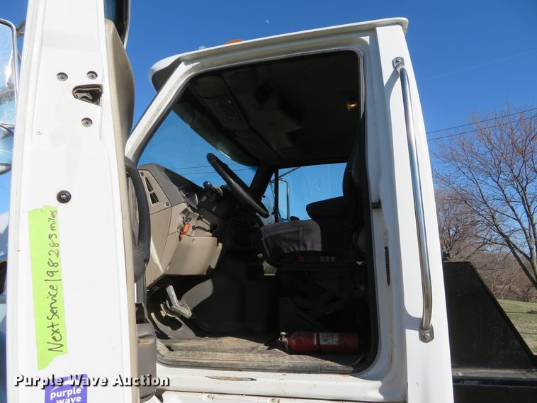 image for item DI2088 2009 Sterling L-Line dump truck