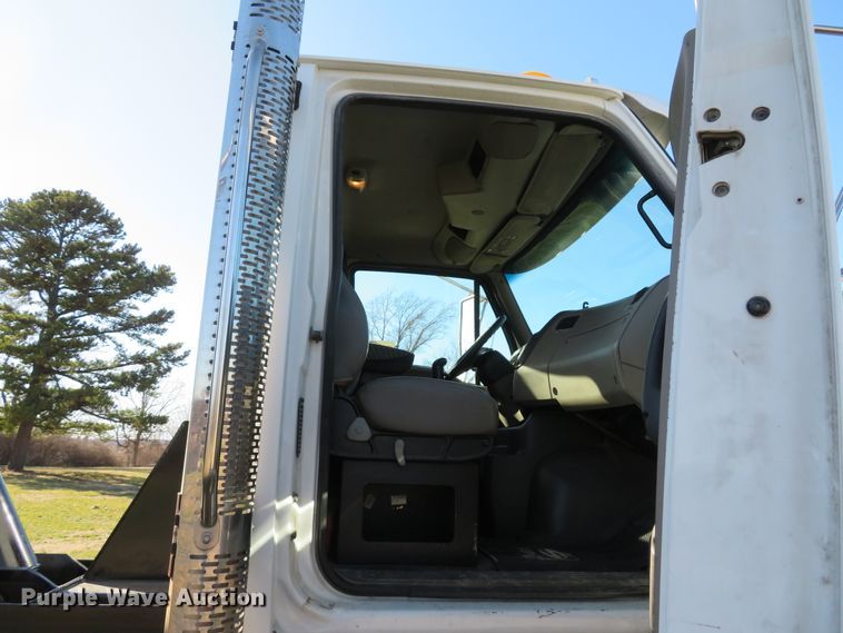 image for item DI2088 2009 Sterling L-Line dump truck