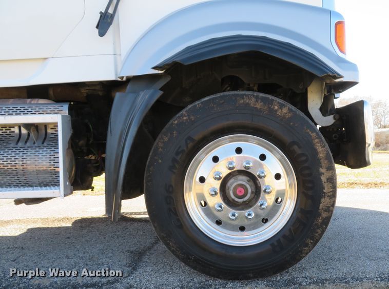 image for item DI2088 2009 Sterling L-Line dump truck