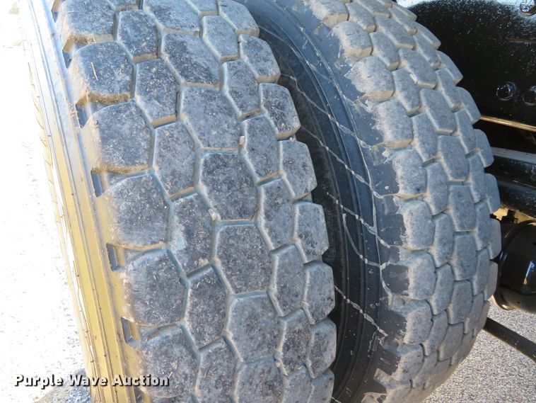 image for item DI2088 2009 Sterling L-Line dump truck