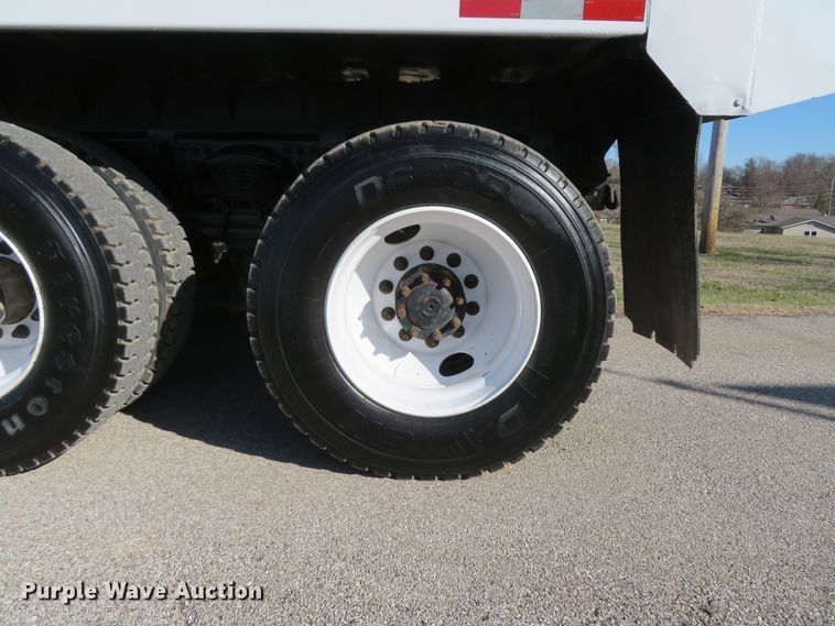 image for item DI2088 2009 Sterling L-Line dump truck