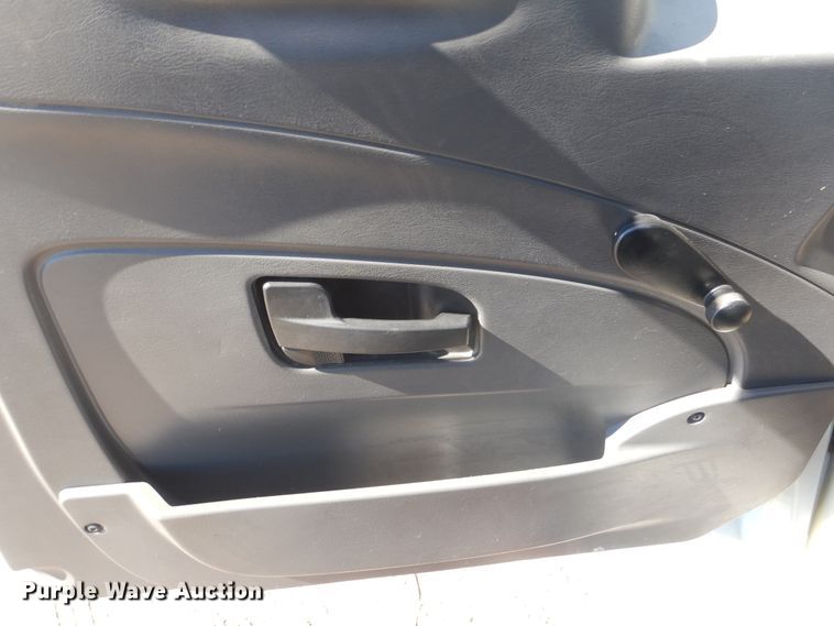 image for item DI2455 2011 International 4400 digger derrick truck