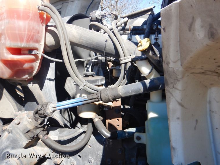 image for item DI2455 2011 International 4400 digger derrick truck