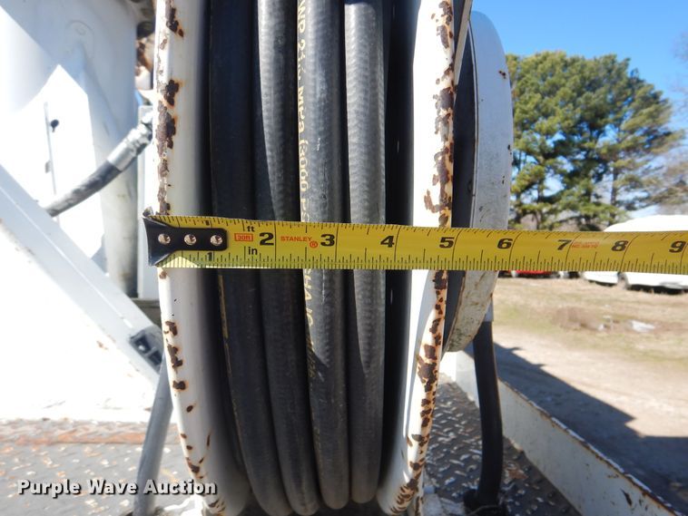 image for item DI2455 2011 International 4400 digger derrick truck