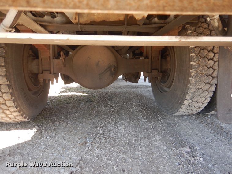 image for item DI2455 2011 International 4400 digger derrick truck