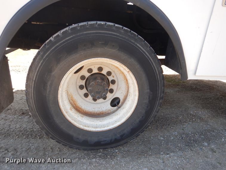 image for item DI2455 2011 International 4400 digger derrick truck