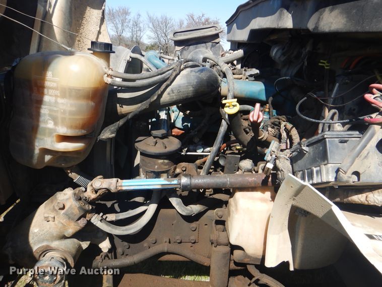 image for item DI2456 2006 International 4300 bucket truck