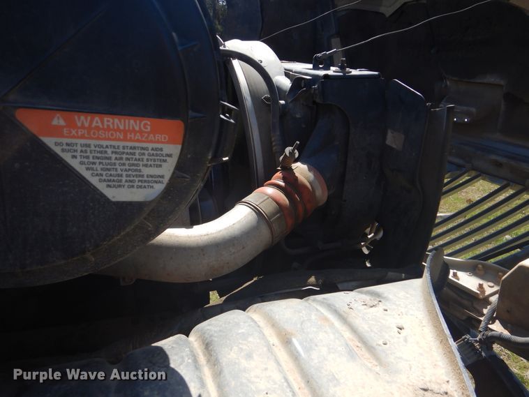 image for item DI2456 2006 International 4300 bucket truck