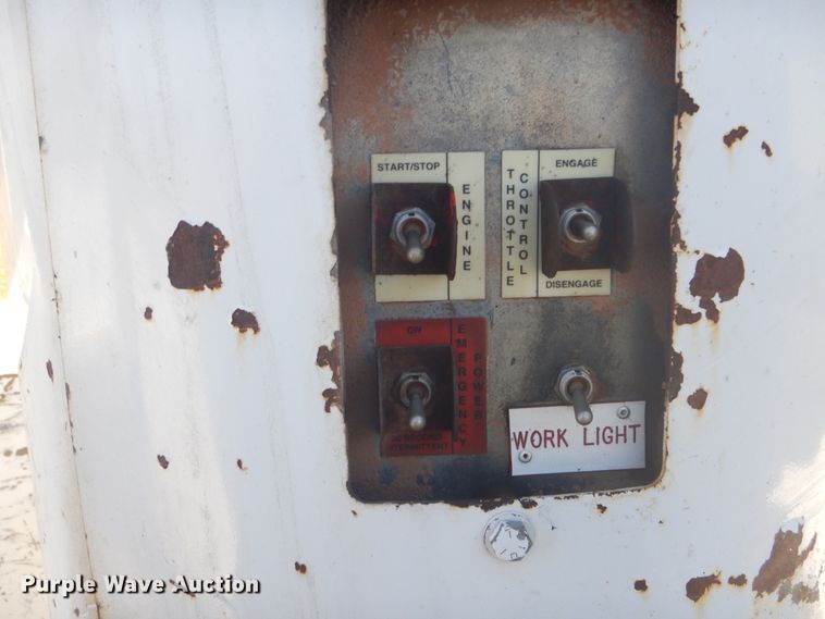 image for item DI2456 2006 International 4300 bucket truck