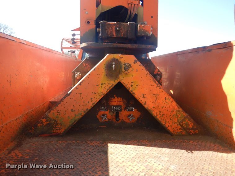 image for item DI2457 1993 Ford F700 bucket truck