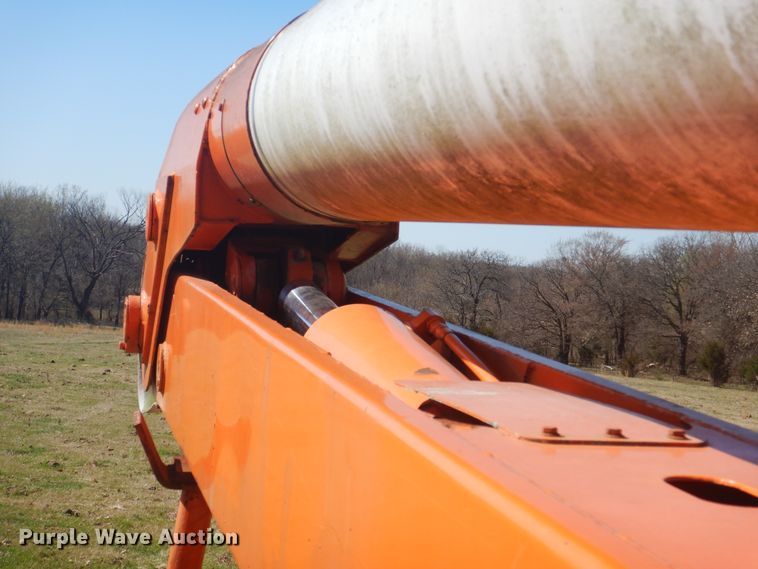 image for item DI2457 1993 Ford F700 bucket truck