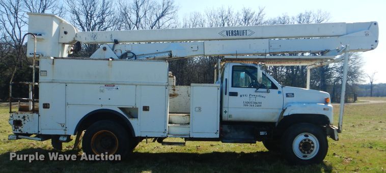 image for item DI2458 1997 GMC C7500 bucket truck
