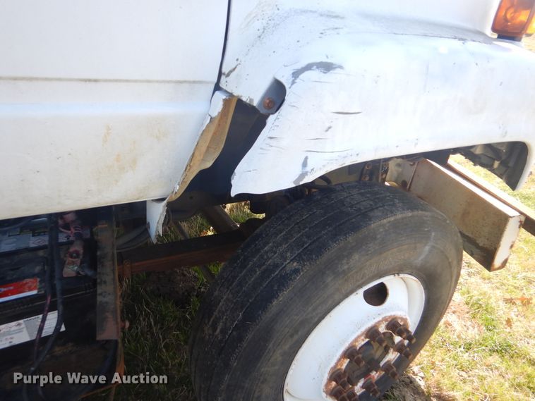 image for item DI2458 1997 GMC C7500 bucket truck