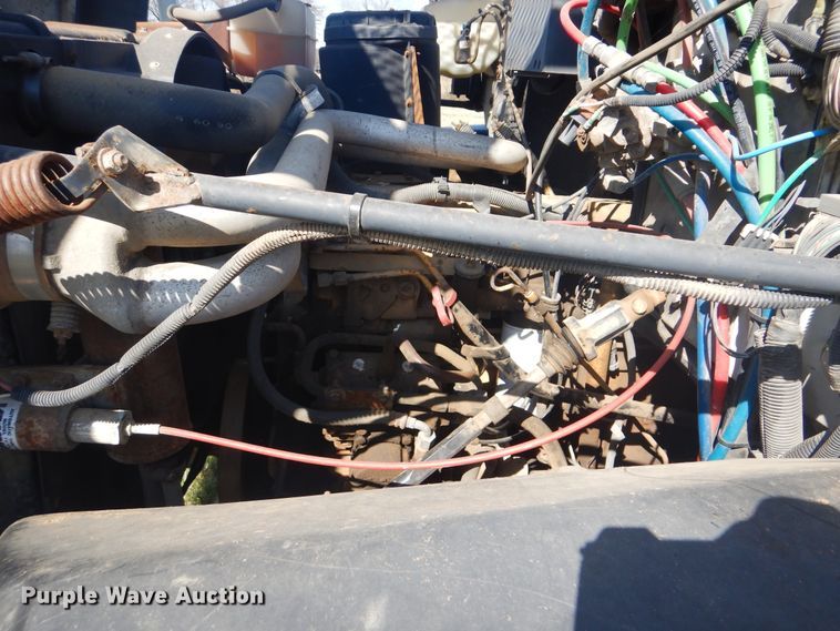 image for item DI2458 1997 GMC C7500 bucket truck