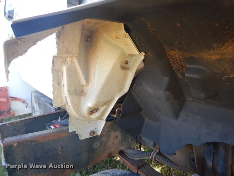 image for item DI2458 1997 GMC C7500 bucket truck