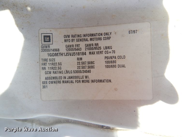 image for item DI2458 1997 GMC C7500 bucket truck