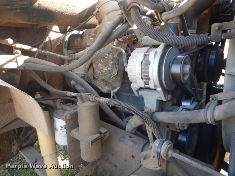 image for item DI2459 2002 International 4800 digger derrick truck