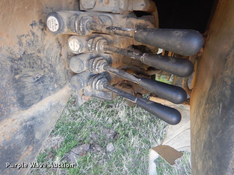 image for item DI2459 2002 International 4800 digger derrick truck