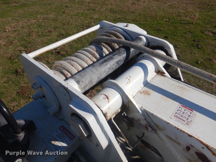 image for item DI2459 2002 International 4800 digger derrick truck