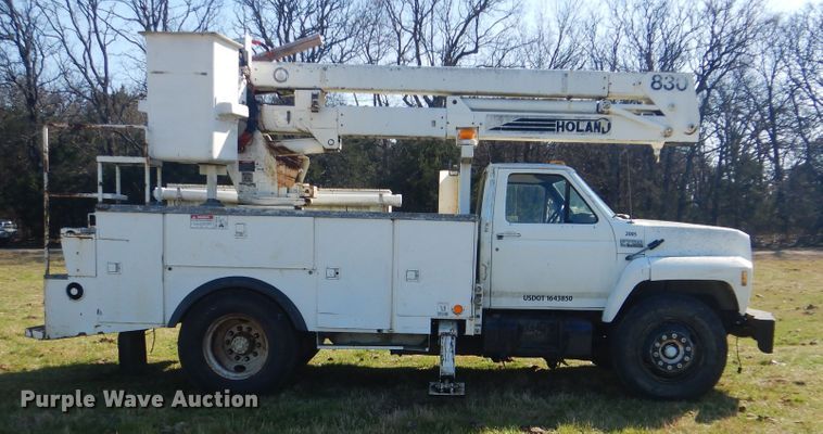 image for item DI2461 1994 Ford F700 bucket truck