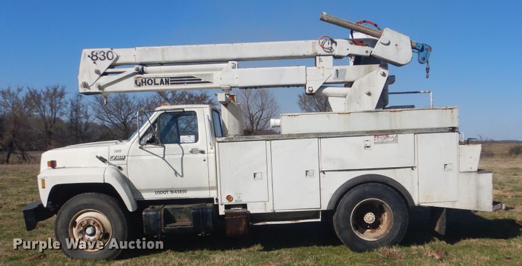 image for item DI2461 1994 Ford F700 bucket truck