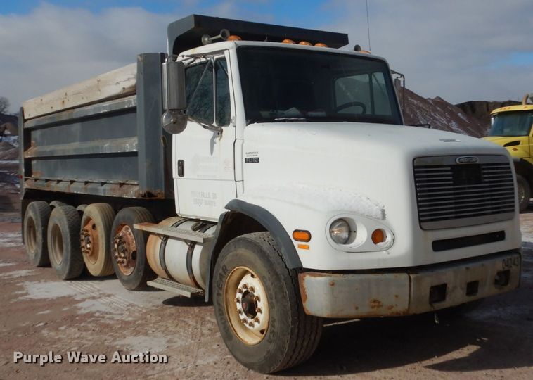 image for item EC9161 2002 Freightliner FL112 dump truck