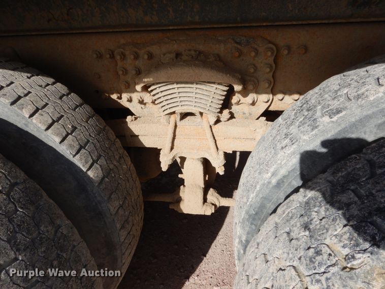 image for item EC9161 2002 Freightliner FL112 dump truck