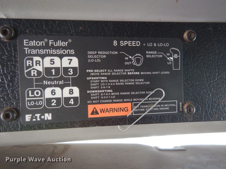 image for item EC9161 2002 Freightliner FL112 dump truck