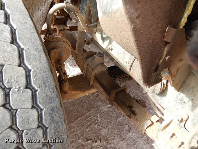 image for item EC9161 2002 Freightliner FL112 dump truck