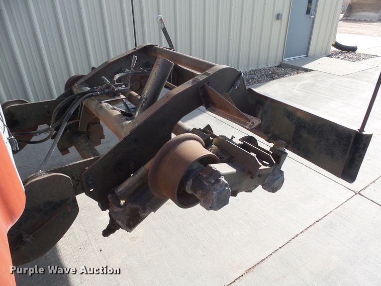 image for item EF9597 1976 International Loadstar 1800 rail road dump truck