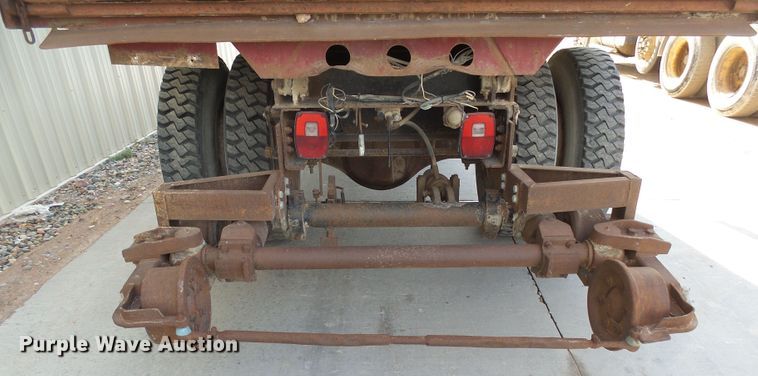 image for item EF9597 1976 International Loadstar 1800 rail road dump truck