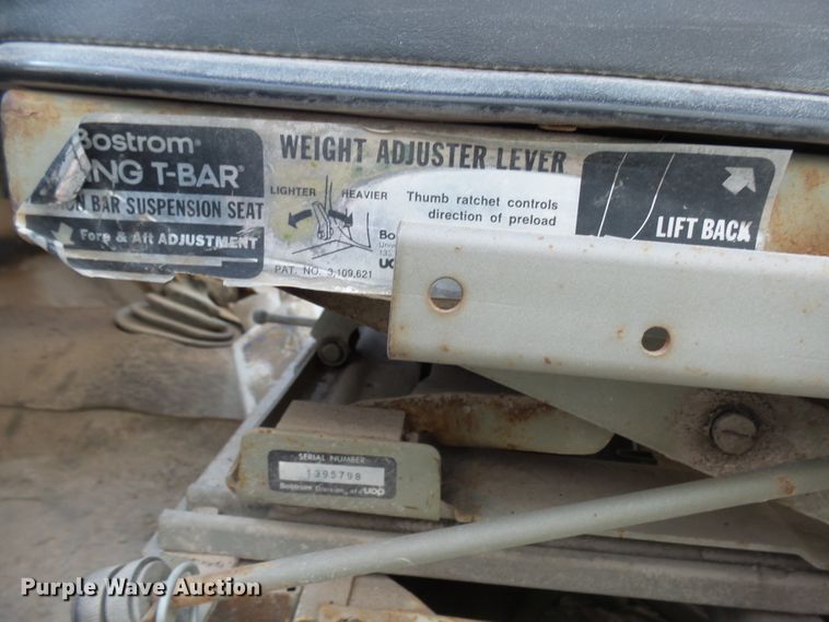 image for item EF9597 1976 International Loadstar 1800 rail road dump truck