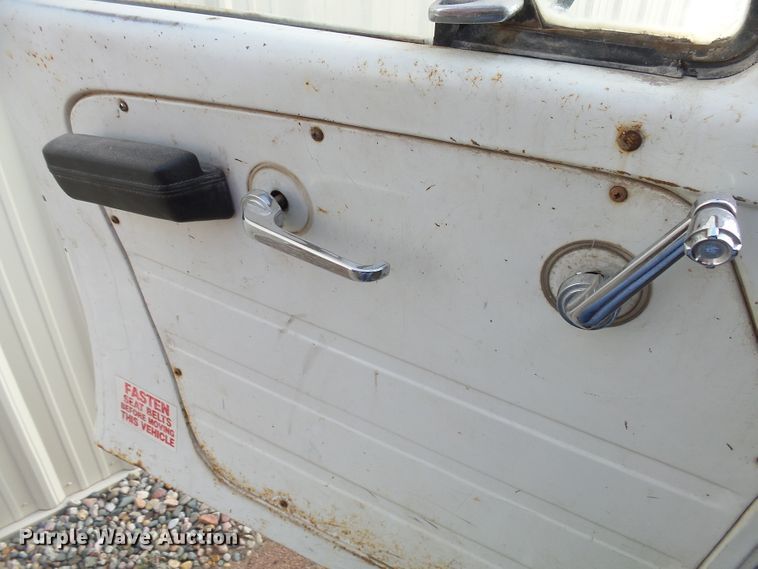 image for item EF9597 1976 International Loadstar 1800 rail road dump truck