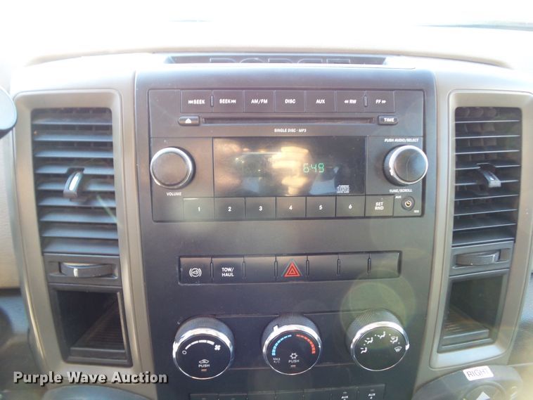 image for item EM9929 2011 Dodge Ram 5500 bucket truck