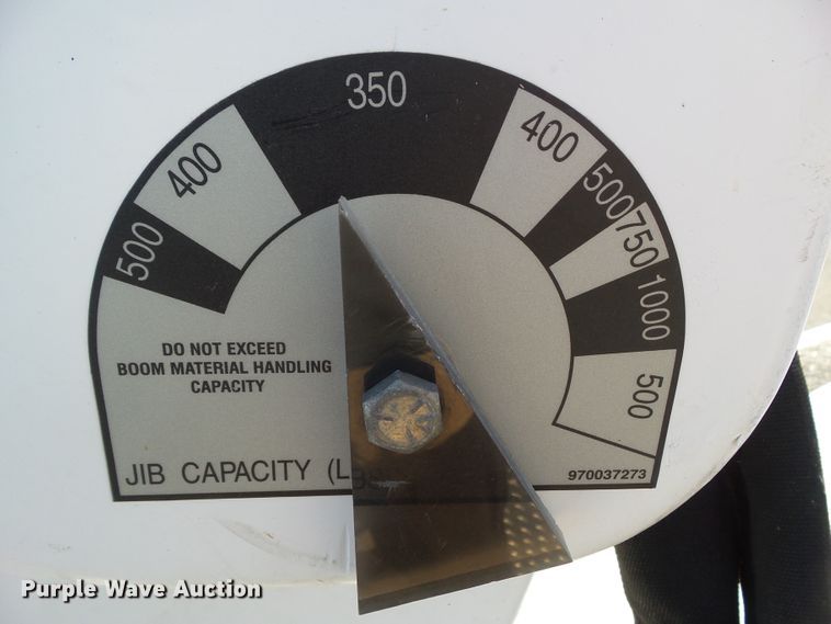 image for item EM9929 2011 Dodge Ram 5500 bucket truck