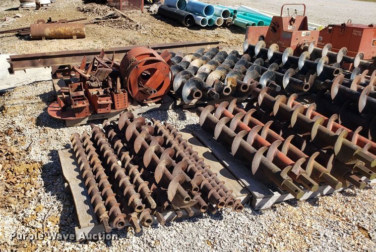 image for item EZ9111 Ditch Witch 210 earth auger