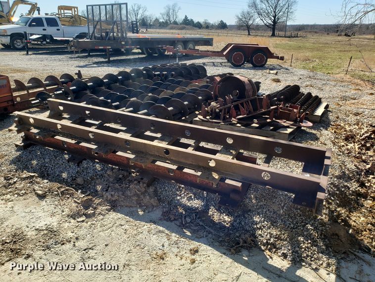 image for item EZ9111 Ditch Witch 210 earth auger