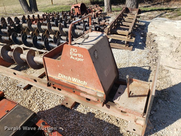 image for item EZ9111 Ditch Witch 210 earth auger