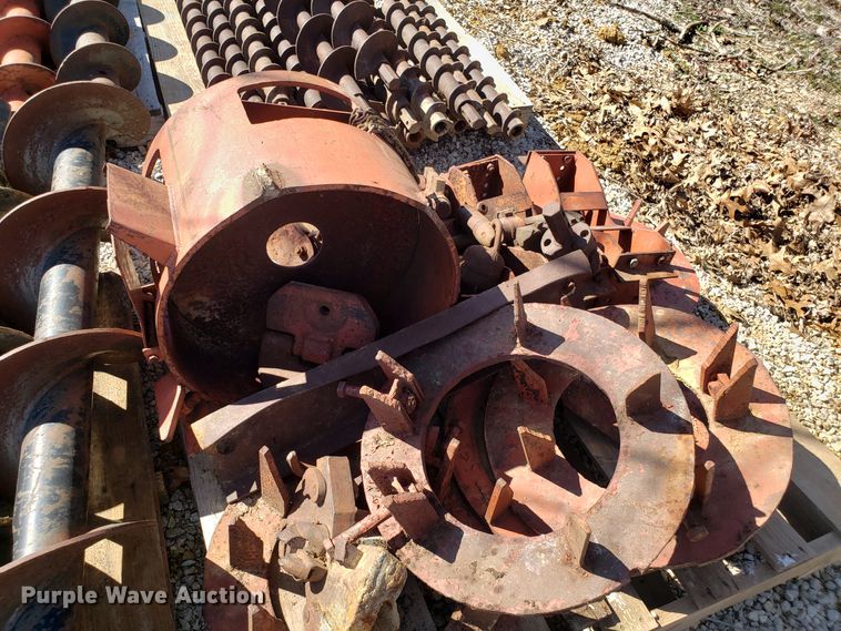 image for item EZ9111 Ditch Witch 210 earth auger