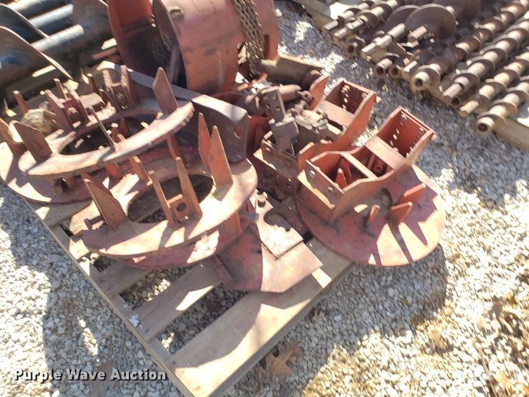 image for item EZ9111 Ditch Witch 210 earth auger