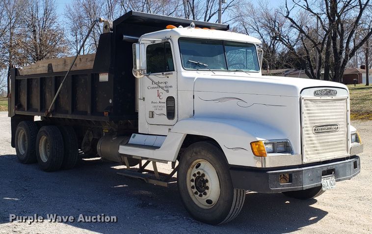 image for item EZ9112 1992 Freightliner FLD120 dump truck