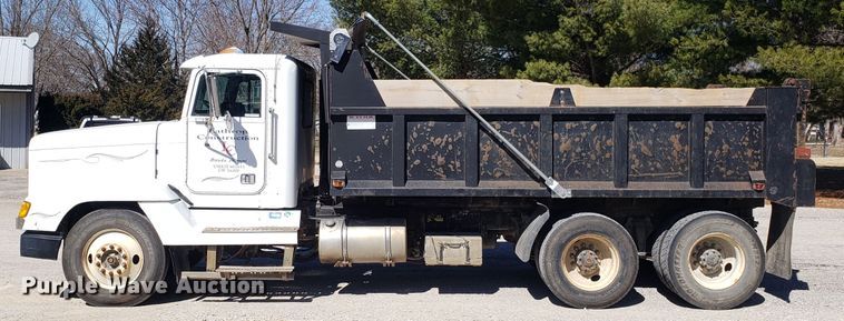 image for item EZ9112 1992 Freightliner FLD120 dump truck