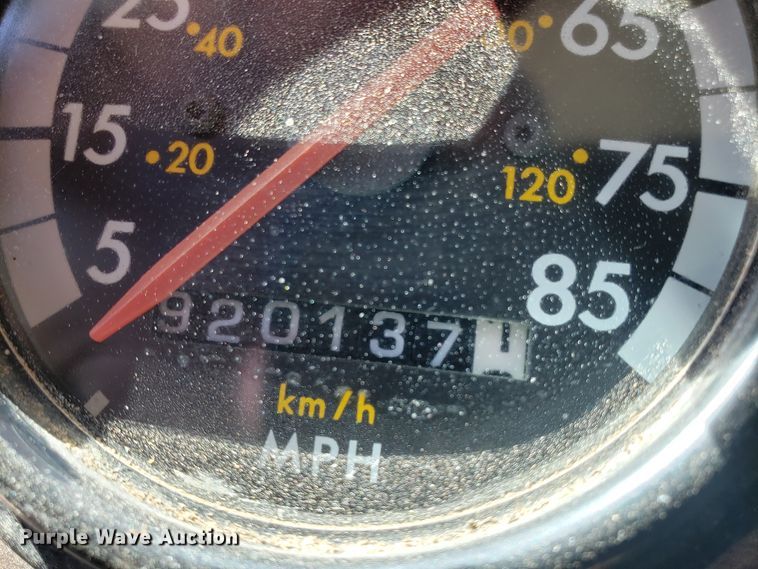 image for item EZ9112 1992 Freightliner FLD120 dump truck